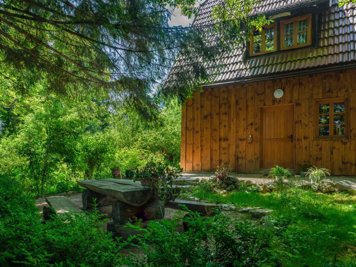 Yeti Cabin Плитвица Село Екстериор снимка