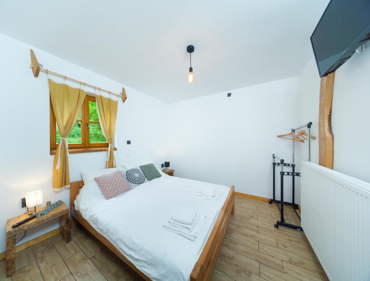 Yeti Cabin Плитвица Село Екстериор снимка