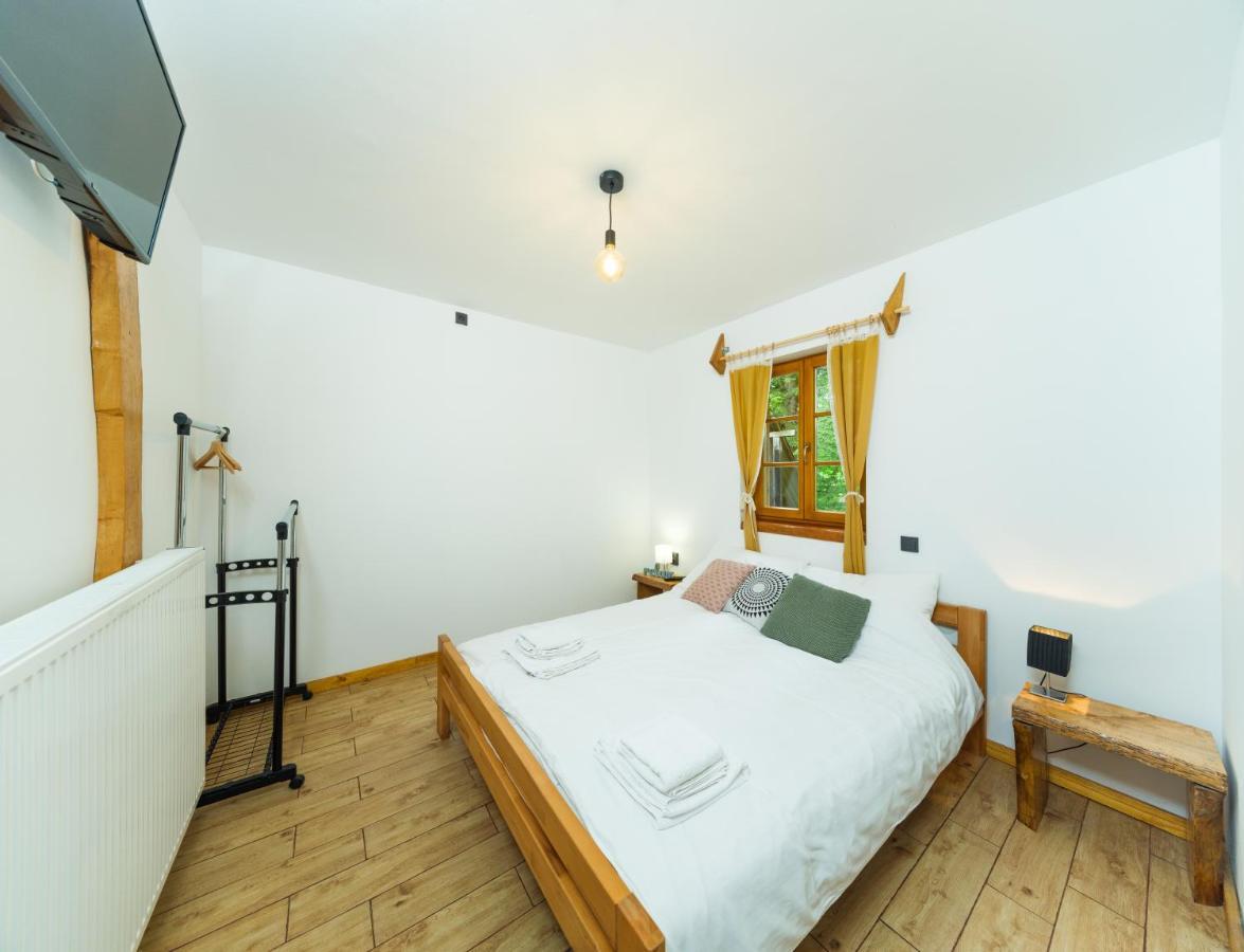 Yeti Cabin Плитвица Село Екстериор снимка